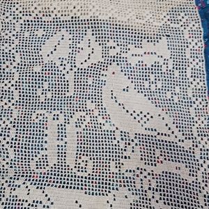 Lace Table Runner Linens Crochet Tan Nature Themed Animals